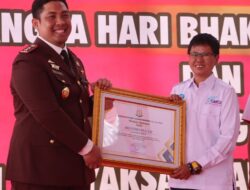 Sampaikan Informasi Berimbang, SMSI OKU Selatan dan 4 Organisasi Wartawan Terima Penghargaan