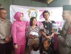 Kapolres Lubuklinggau Beserta Jajaran Kunjungi 10 Anak Yang Terdampak Stunting