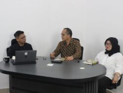 Ketua AAI Sumsel M Husni Chandra Kunjungi Sekretariat PWI Sumsel