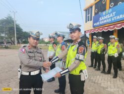 Kasat Lantas Polres Muratara Beri Penghargaan Kepada Personel Sat Lantas
