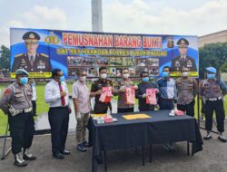 Kapolres Lubuklinggau Pimpin Langsung Pemusnahan Narkotika Jenis Ganja