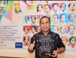 Wako Lubuklinggau H SN Prana Putra Sohe Terima Penghargaan dari GATRA