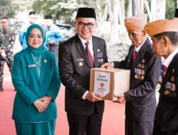Upacara Hari Pahlawan, Pj Bupati Hani Syopiar Rustam Serukan Semangat Pejuang Dalam Memerangi Kemiskinan dan Kebodohan