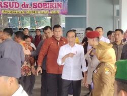 Kunker di Musi Rawas, Jokowi Kunjungi RS Dr Sobirin