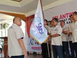 Ketua SMSI Sumsel Jon Heri, Lantik Kepengurusan SMSI Musi Rawas Periode 2024 – 2027