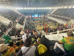 Ribuan Massa Pendukung Rodi Wijaya – Imam Senen Padati Gedung TOM