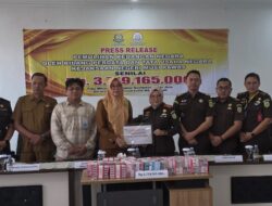 Kajari Musi Rawas Berhasil Melakukan Pemulihan Keuangan Negara Senilai Rp 3,7 Milyar Dari Total Rp 6,3 Milyar Pada Dinas PU BM Musi Rawas